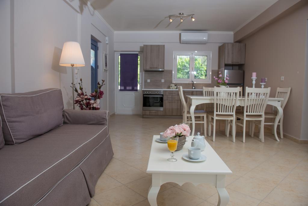 Elodia Apartments 尼基亚娜 外观 照片
